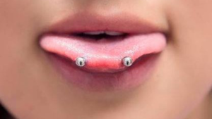 Snake Eyes oral tongue piercing risks